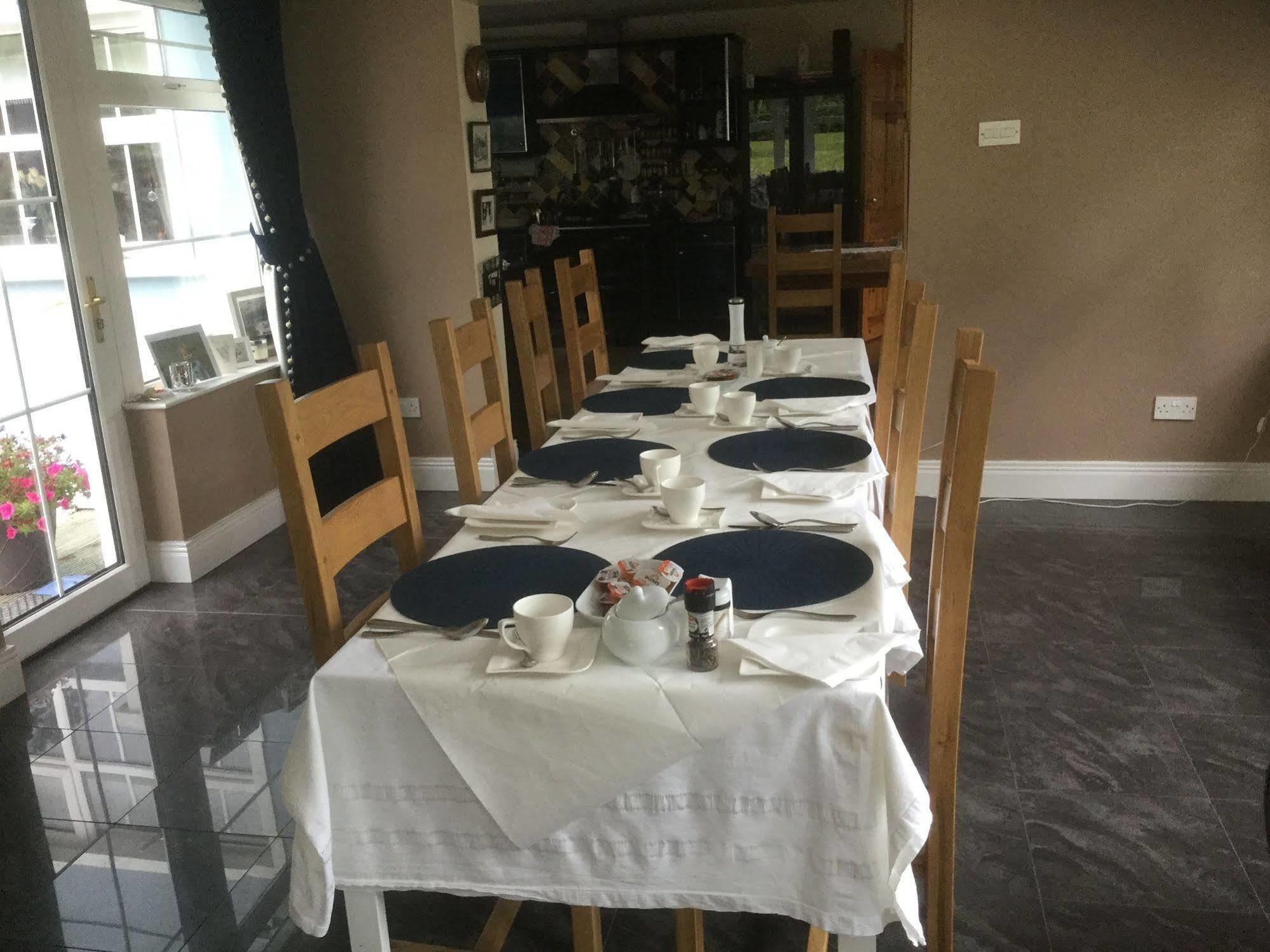 Five Oaks Bed & Breakfast Londonderry Bagian luar foto